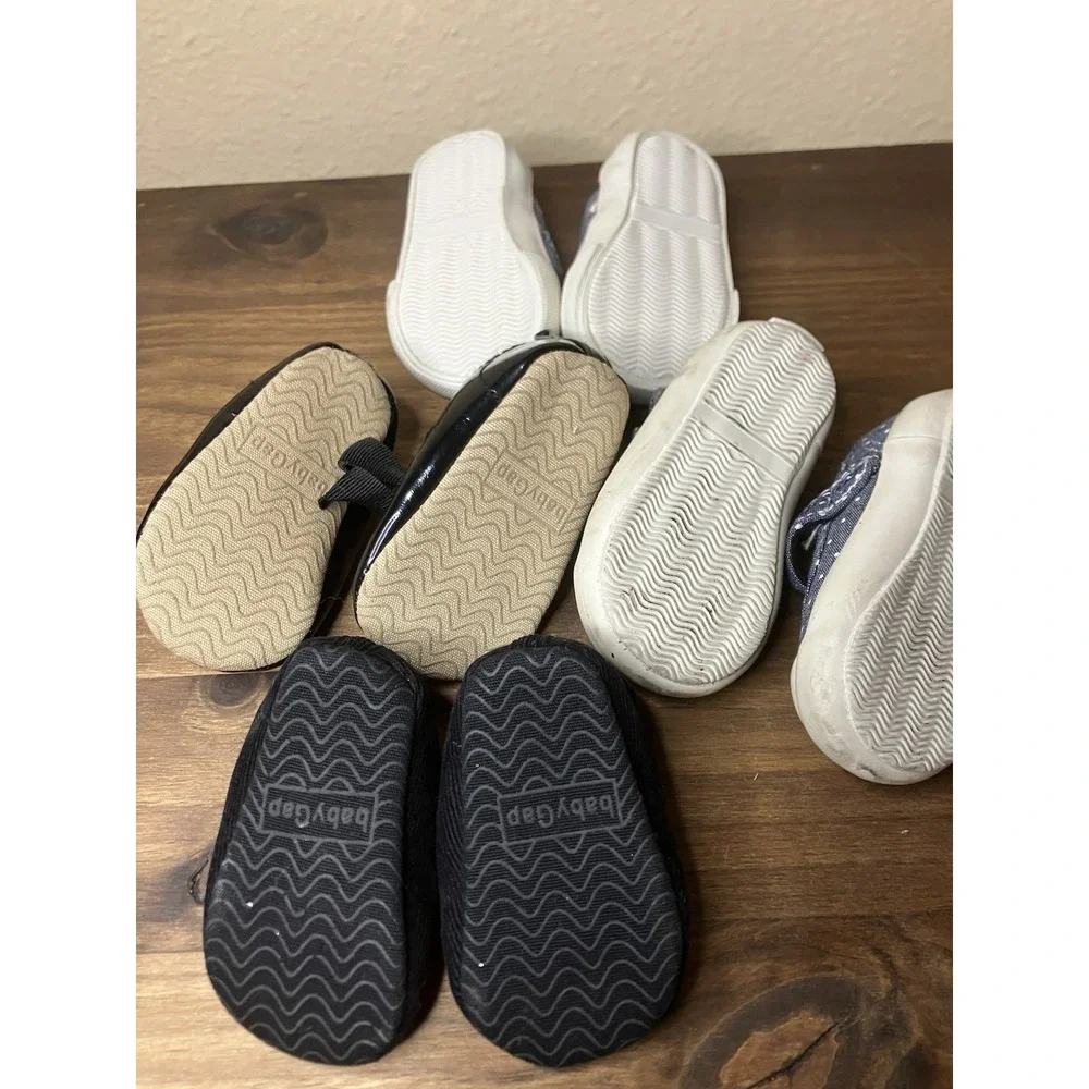 Lot Of 4 Baby Girl Baby GAP Shoes Size 0-6 Months‎